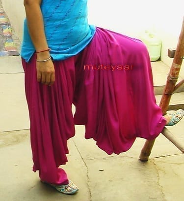 Magenta Super Heavy Maharani Patiala Salwar of Crepe Fabric - muteyaar.com